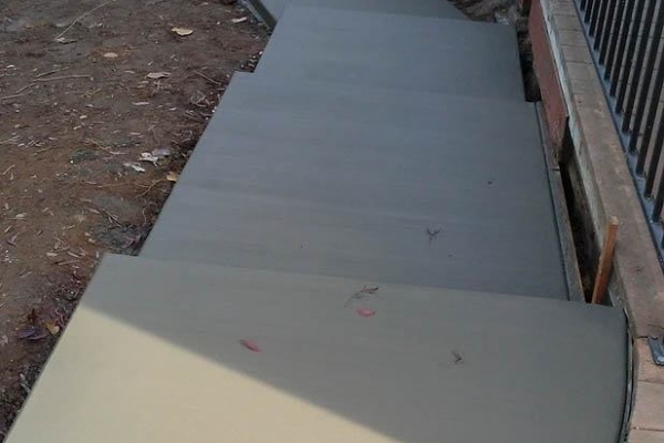 custom-decorative-concrete-palo-cedro-pool-spa-17